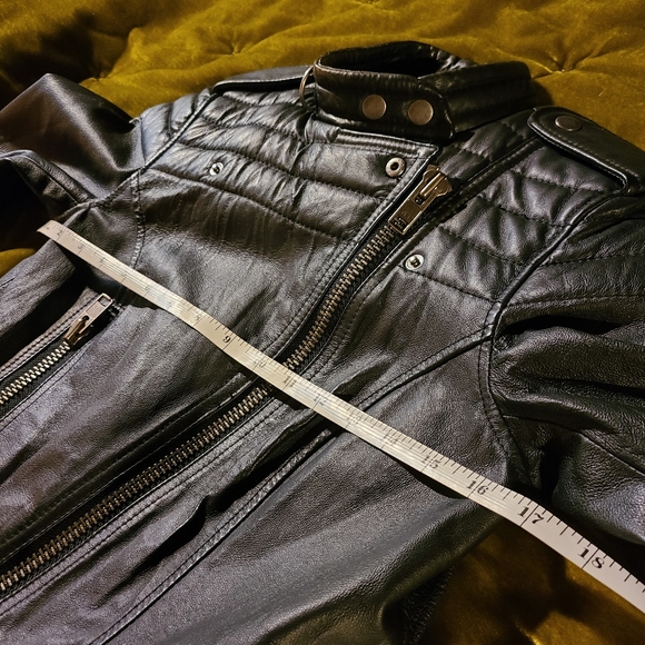 Punk studded cropped leather jacket - Picture 14 of 14